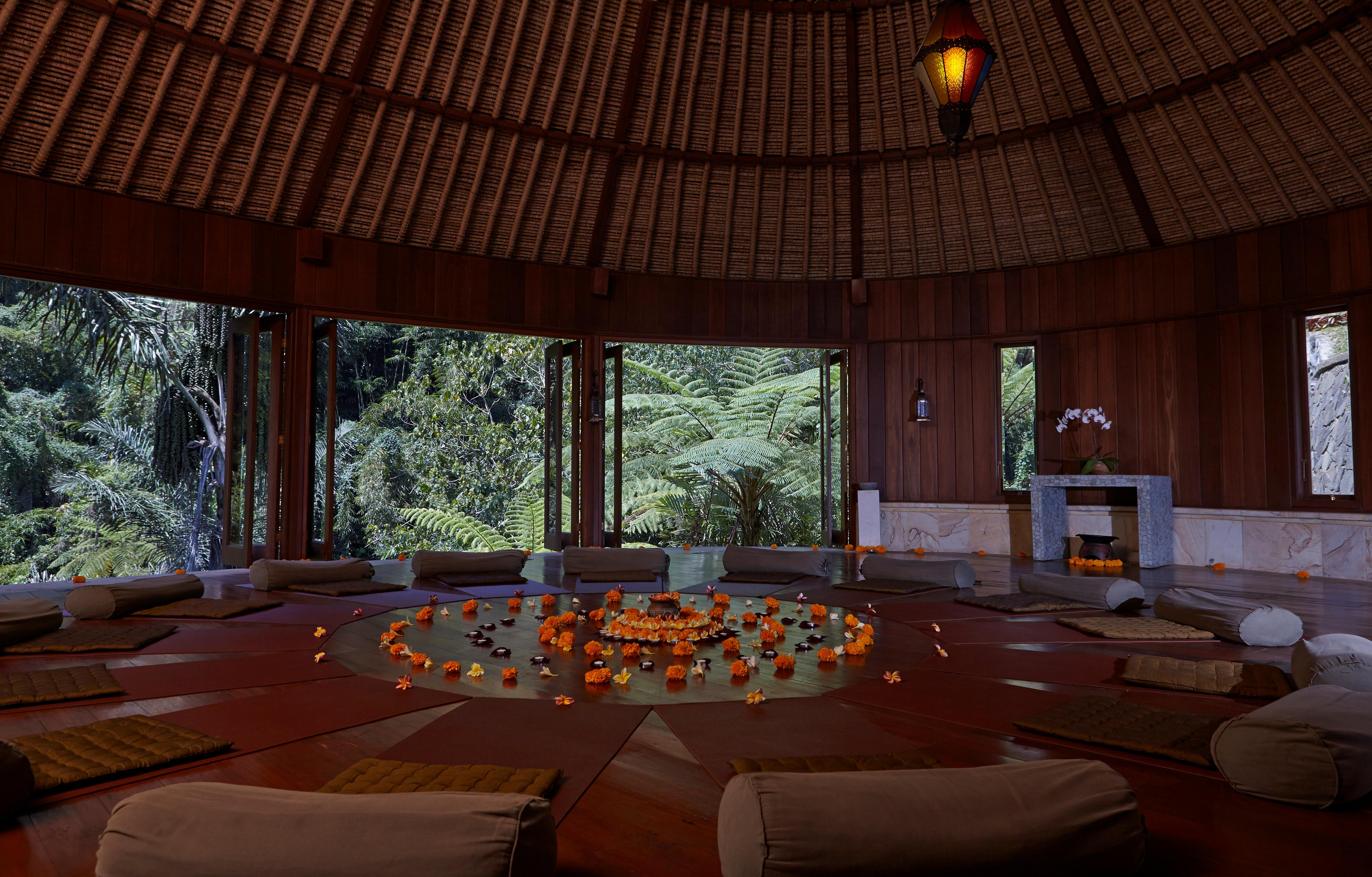 Отель Bagus Jati Health & Wellbeing Retreat Тегаллаланг Экстерьер фото